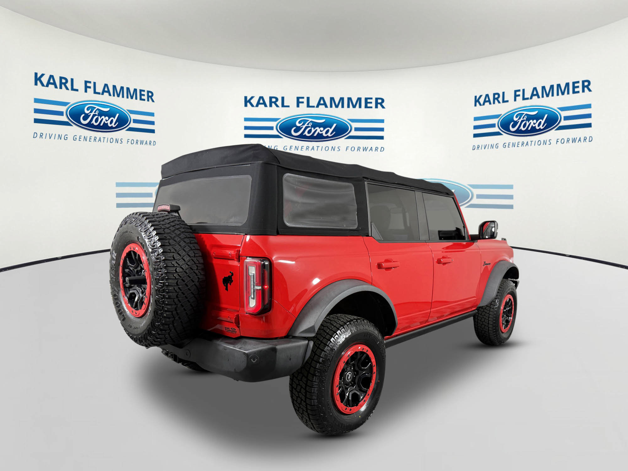 Certified 2021 Ford Bronco Wildtrak AWD/4WD image 3