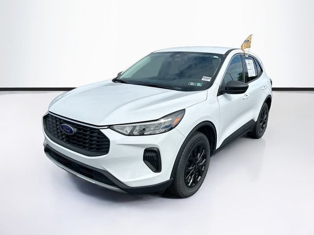 Certified 2024 Ford Escape Active AWD/4WD image 3