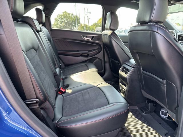 Certified 2024 Ford Edge ST-Line image 9