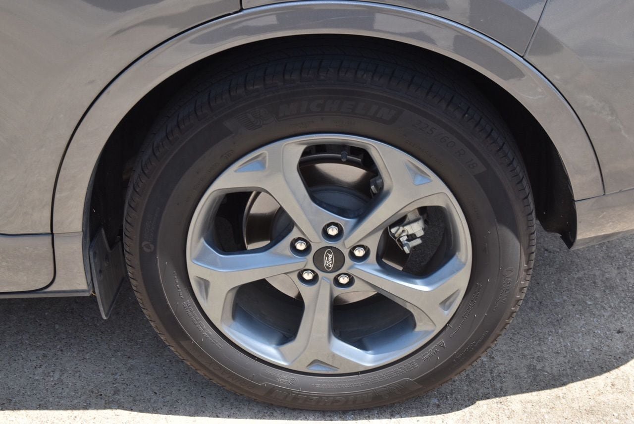 Certified 2024 Ford Escape ST-Line w/ Tech Pack #1 FWD image 13
