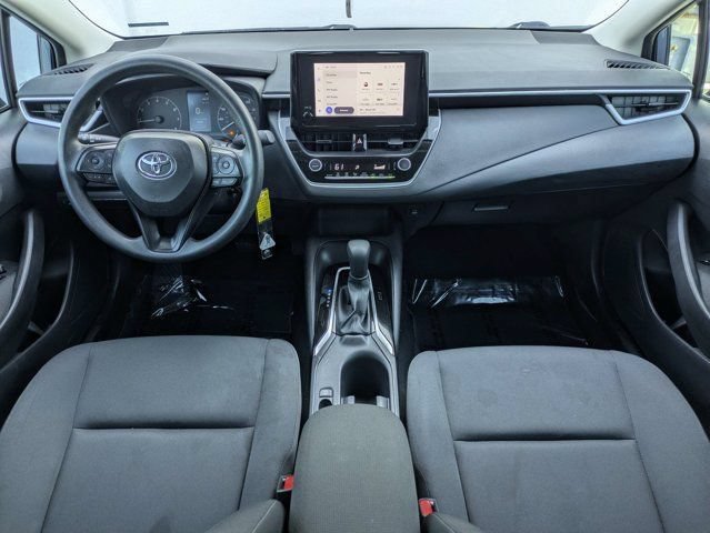 Used 2025 Toyota Corolla LE FWD image 15