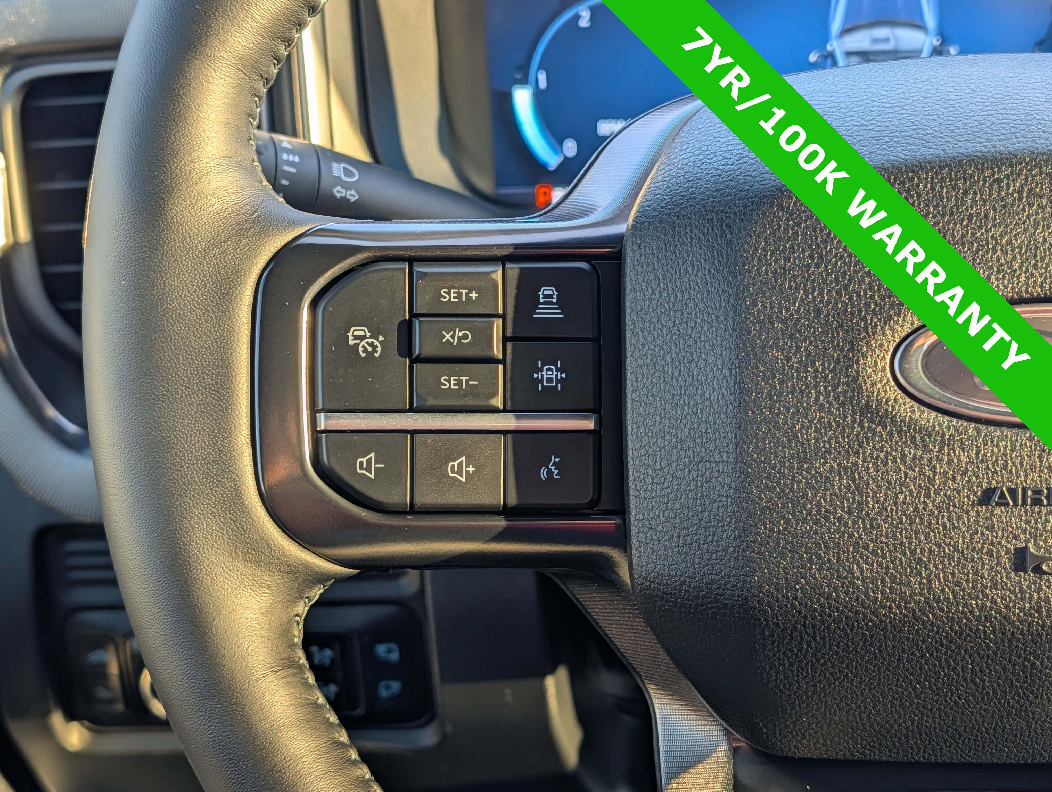 Certified 2025 Ford F350 Platinum image 25