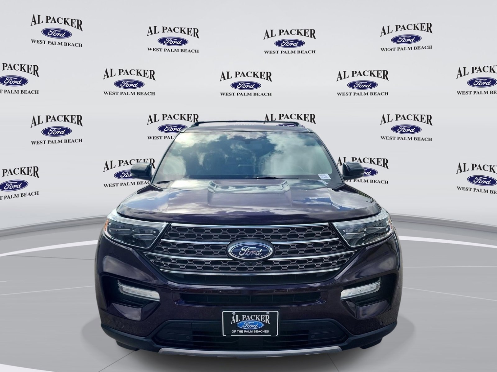 Certified 2023 Ford Explorer King Ranch w/ Class IV Trailer Tow Package AWD/4WD image 8