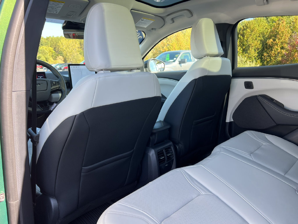 Certified 2025 Ford Mustang Mach-E Premium w/ Interior Protection Package AWD/4WD image 31