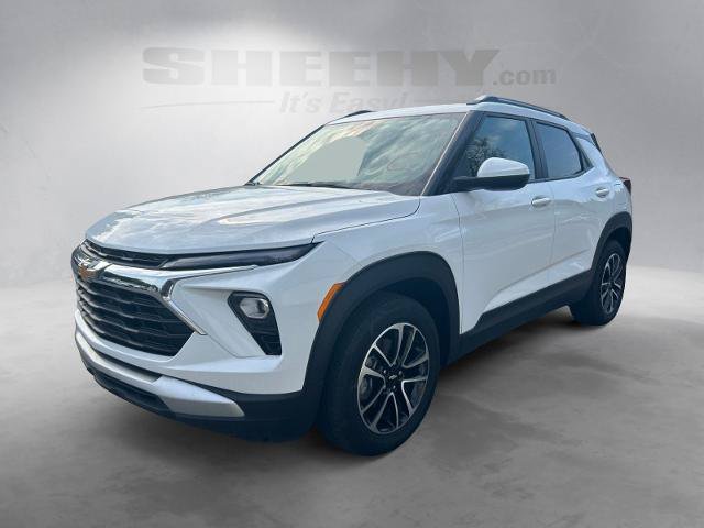 Used 2024 Chevrolet TrailBlazer LT w/ LT Cold Weather Package FWD image 16