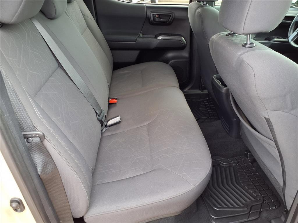 Used 2019 Toyota Tacoma TRD Sport w/ Technology Package image 28