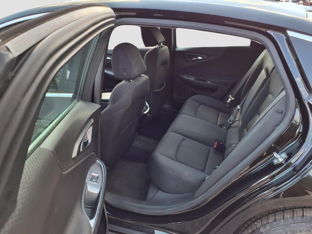 Used 2024 Chevrolet Malibu LT FWD image 28