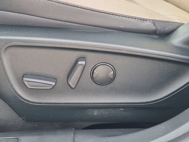 Certified 2022 Ford Escape SEL AWD/4WD image 14