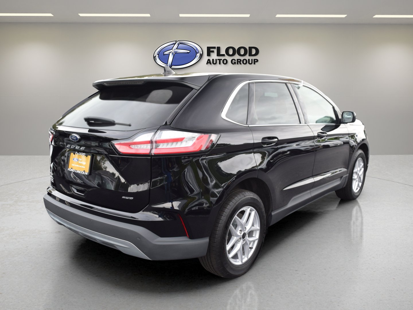 Certified 2023 Ford Edge SEL w/ Convenience Package AWD/4WD image 4