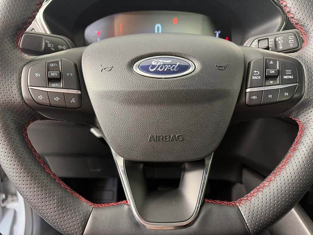 Certified 2025 Ford Escape ST-Line Select image 16