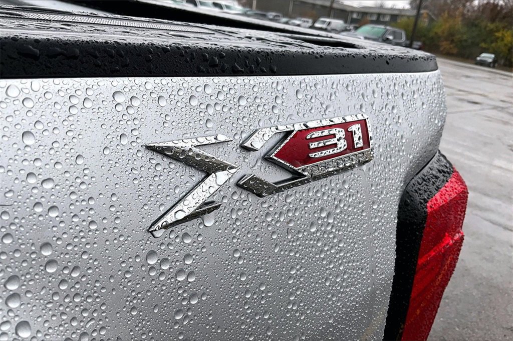 Used 2022 GMC Sierra 2500 Pro w/ Convenience Package image 10