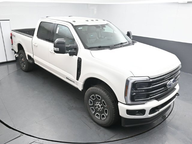 Certified 2026 Ford F350 Platinum AWD/4WD image 13
