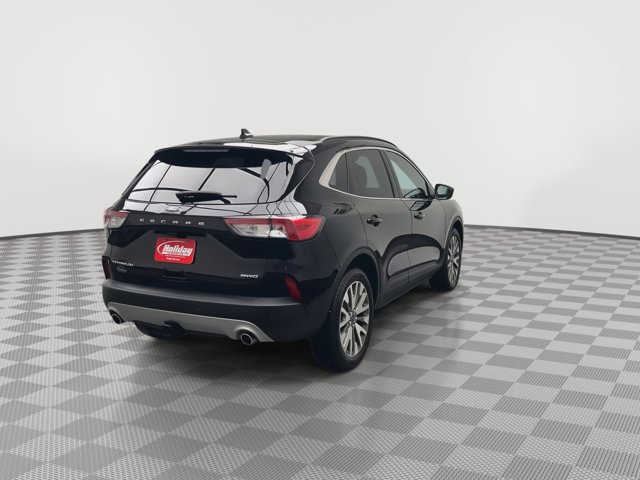 Certified 2022 Ford Escape Titanium w/ Class II Trailer Tow Package image 4