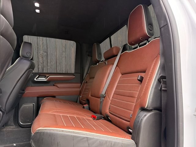 Used 2025 GMC Sierra 3500 Denali Ultimate AWD/4WD image 18