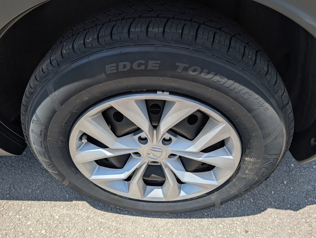 Used 2025 Honda CR-V LX image 32