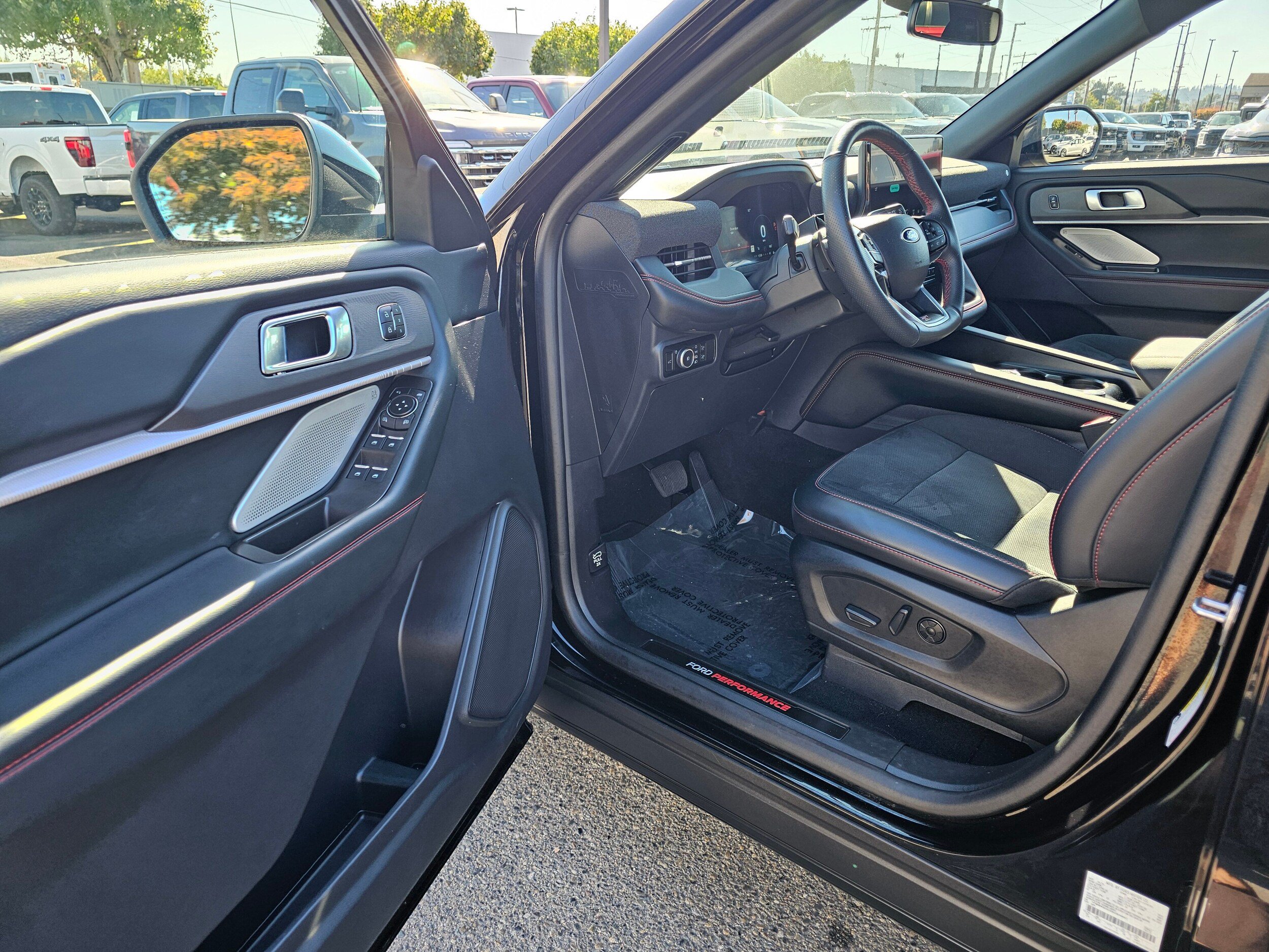 Certified 2025 Ford Explorer ST w/ Sun And Sound Package AWD/4WD image 21