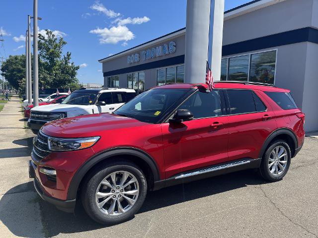 Certified 2023 Ford Explorer XLT w/ Equipment Group 202A