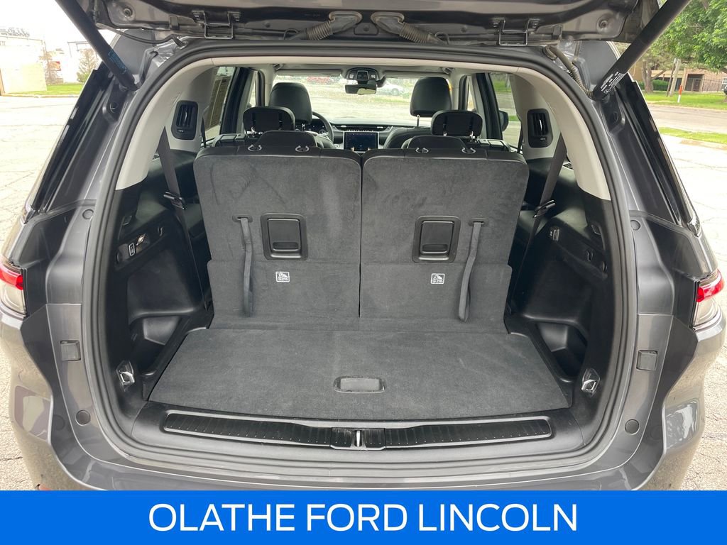 Used 2023 Jeep Grand Cherokee L Limited w/ Luxury Tech Group II AWD/4WD image 31