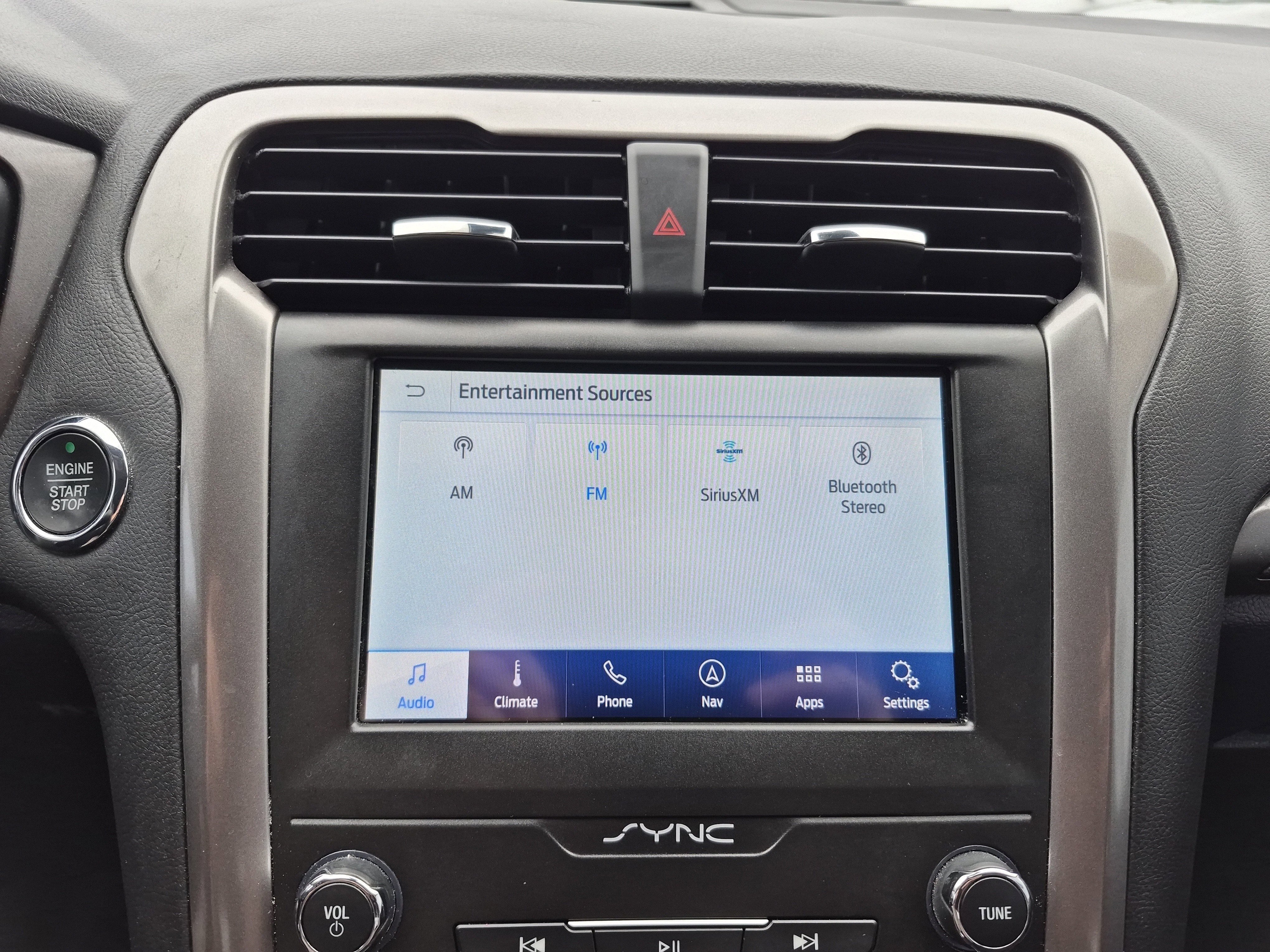 Certified 2020 Ford Fusion SE image 32