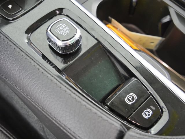 Used 2022 Volvo XC90 T8 Inscription Expression w/ Protection Package Premier AWD/4WD image 26