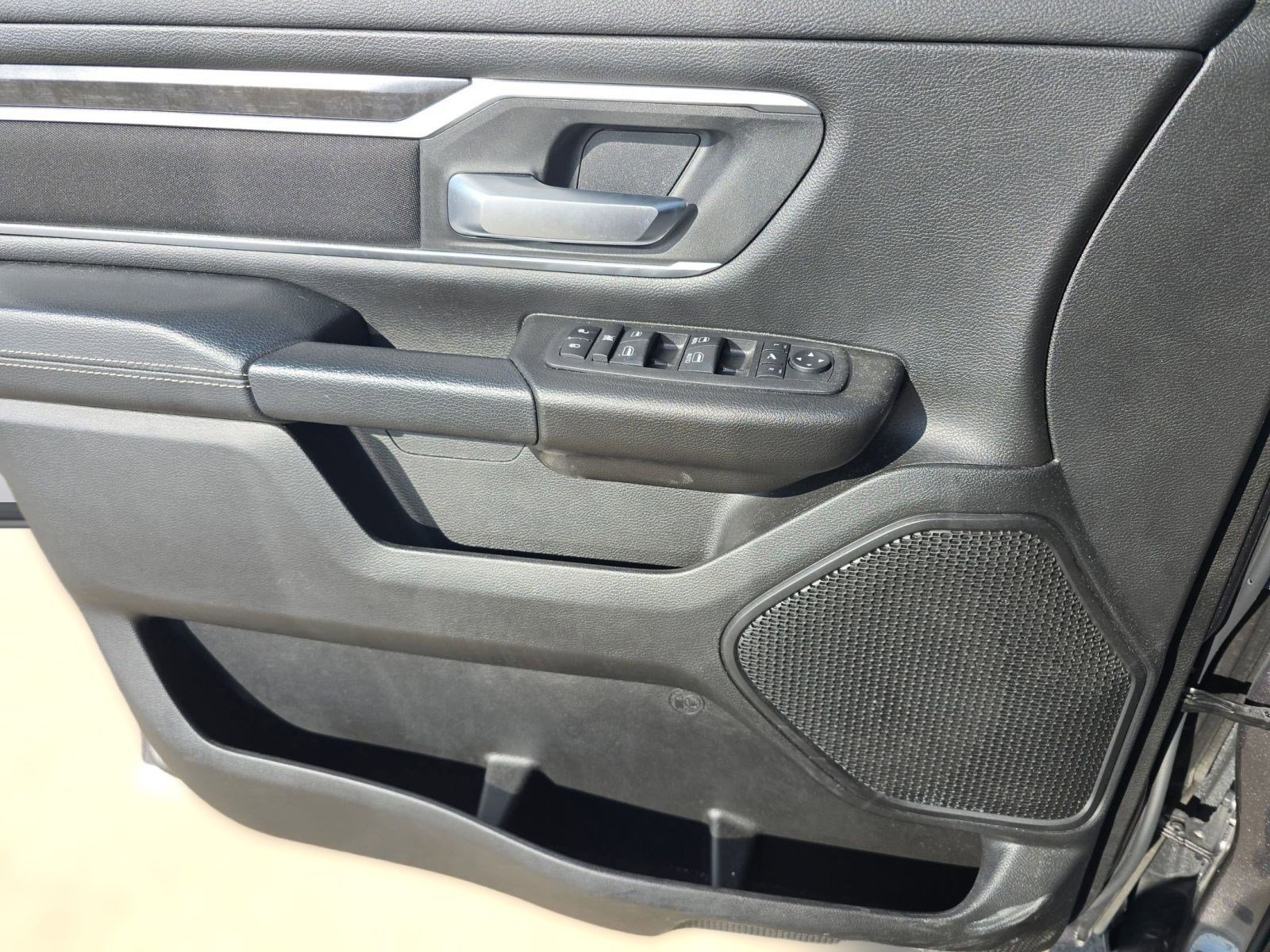 Used 2023 RAM 1500 Lone Star image 11