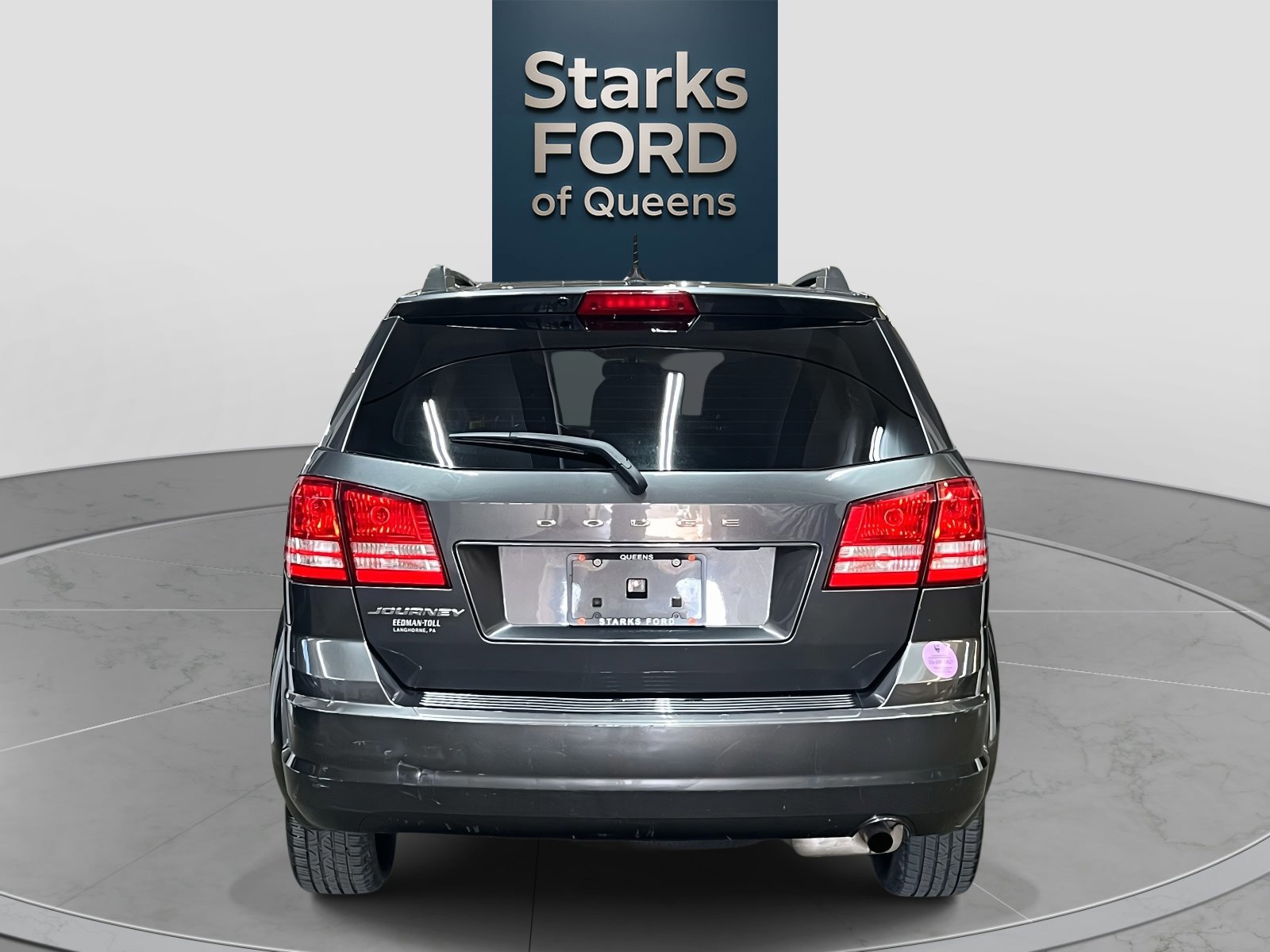 Used 2017 Dodge Journey SE image 2