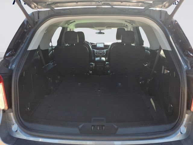 Certified 2022 Ford Explorer XLT w/ Equipment Group 202A AWD/4WD image 8
