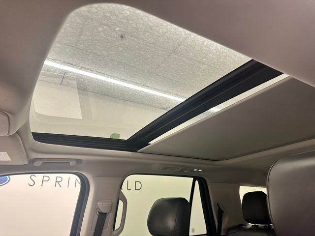 Certified 2025 Ford Expedition Active image 33