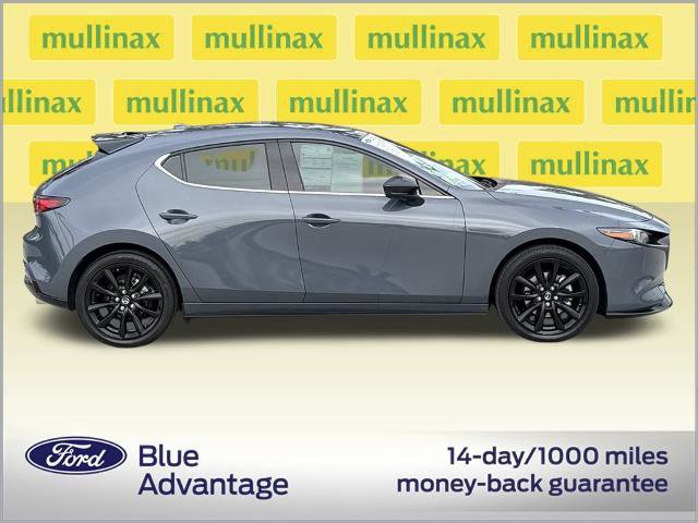 Used 2024 MAZDA MAZDA3 Hatchback w/Premium Plus Pkg video 2