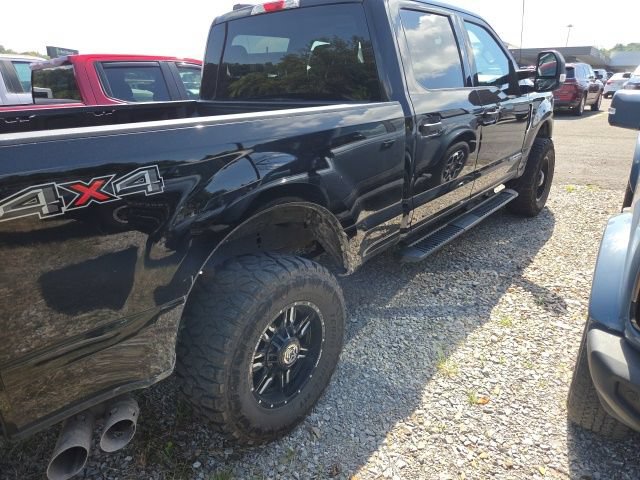 Certified 2022 Ford F250 XLT AWD/4WD image 3