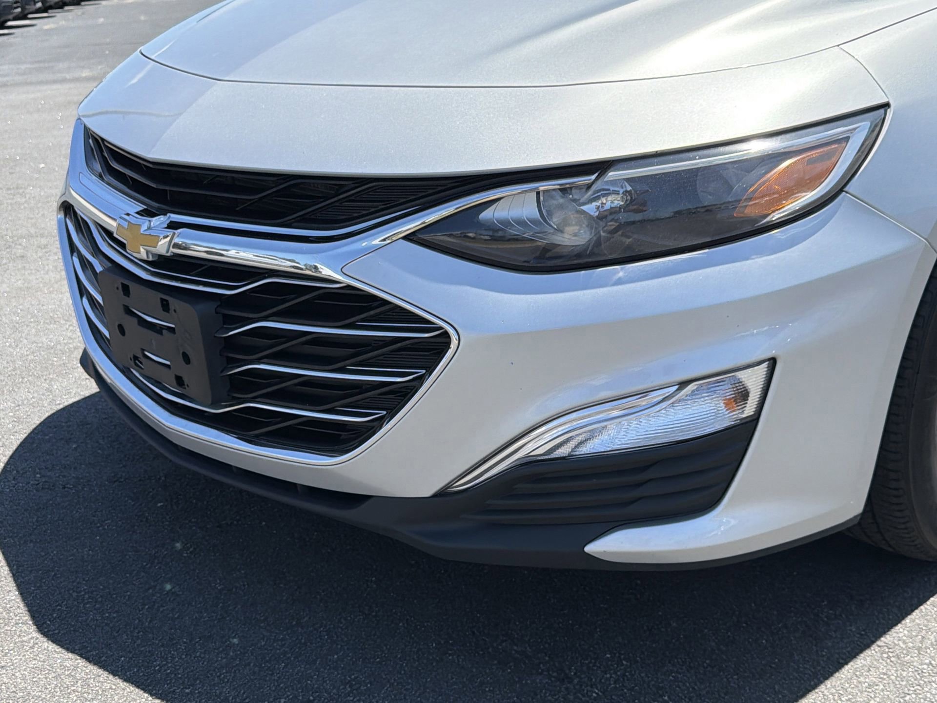 Used 2020 Chevrolet Malibu LS image 28