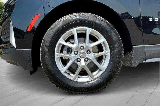 Used 2023 Chevrolet Equinox LT w/ Driver Convenience Package image 9
