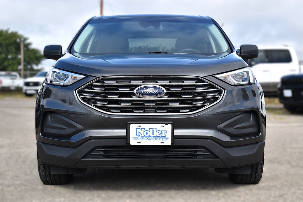 Certified 2020 Ford Edge SE FWD image 2