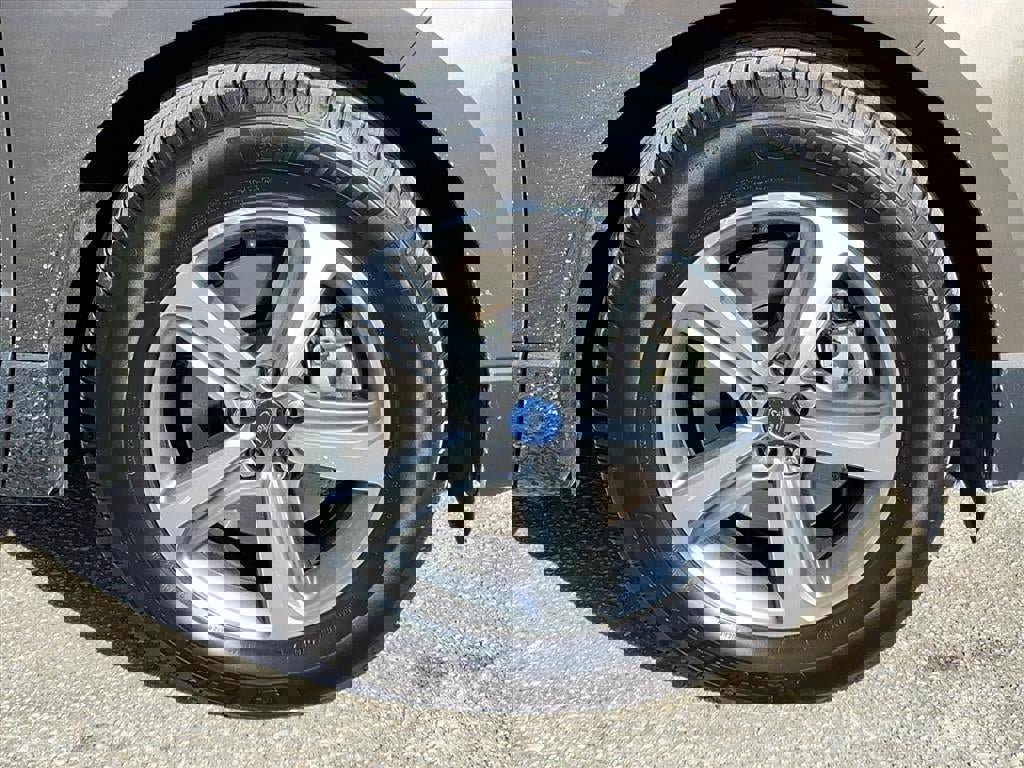 Certified 2019 Ford Edge SEL w/ Equipment Group 201A image 10