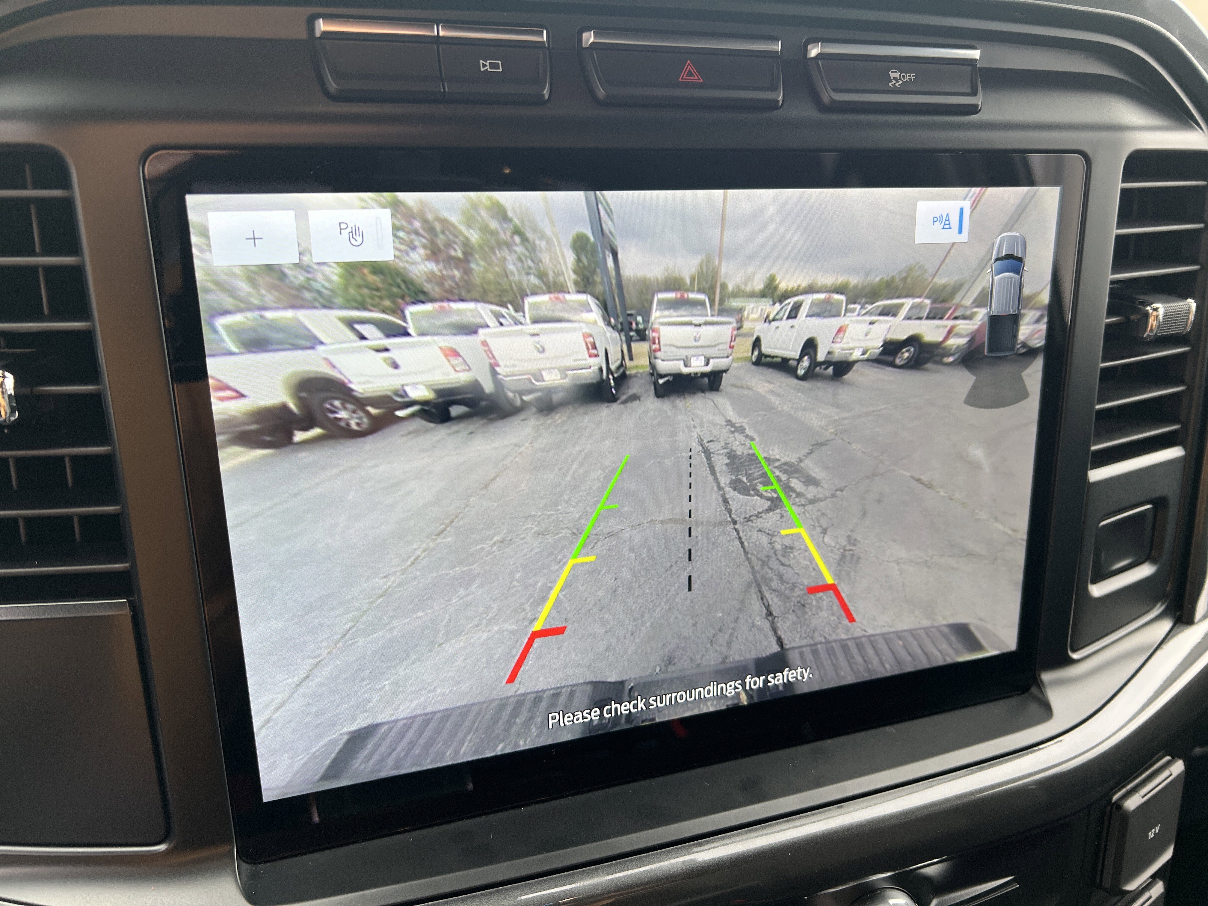 Certified 2022 Ford F150 XLT w/ Equipment Group 302A High image 27