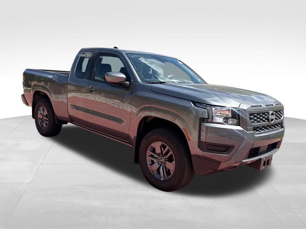 Used 2025 Nissan Frontier SV AWD/4WD image 1