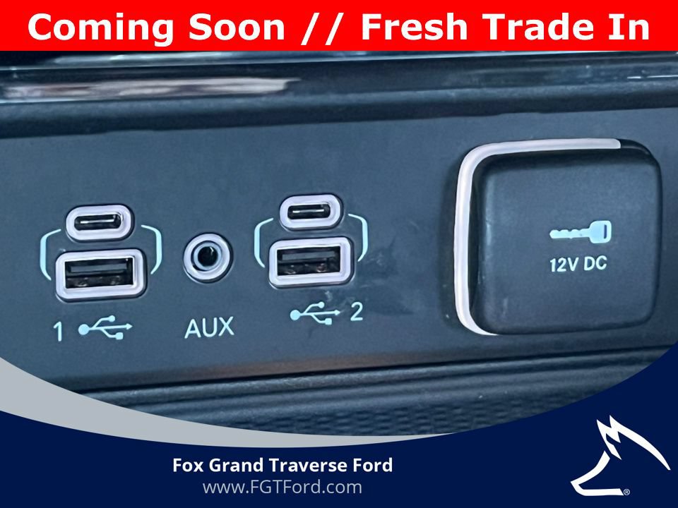 Used 2023 Jeep Grand Cherokee Overland w/ Luxury Tech Group IV AWD/4WD image 27