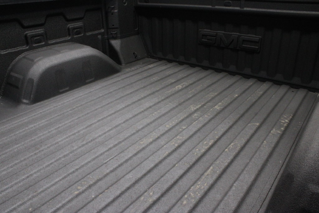 Used 2023 GMC Sierra 1500 SLT w/ SLT Convenience Package RWD image 19