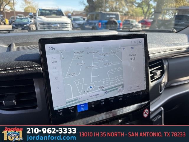 Certified 2024 Ford Expedition XLT image 16