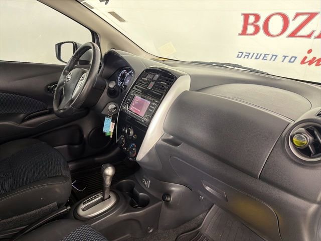 Used 2018 Nissan Versa Note SV FWD image 17