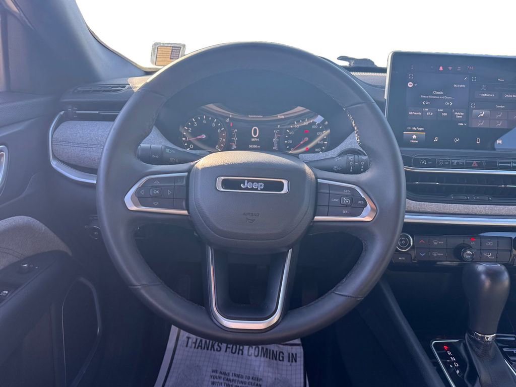 Used 2024 Jeep Compass Latitude AWD/4WD image 12
