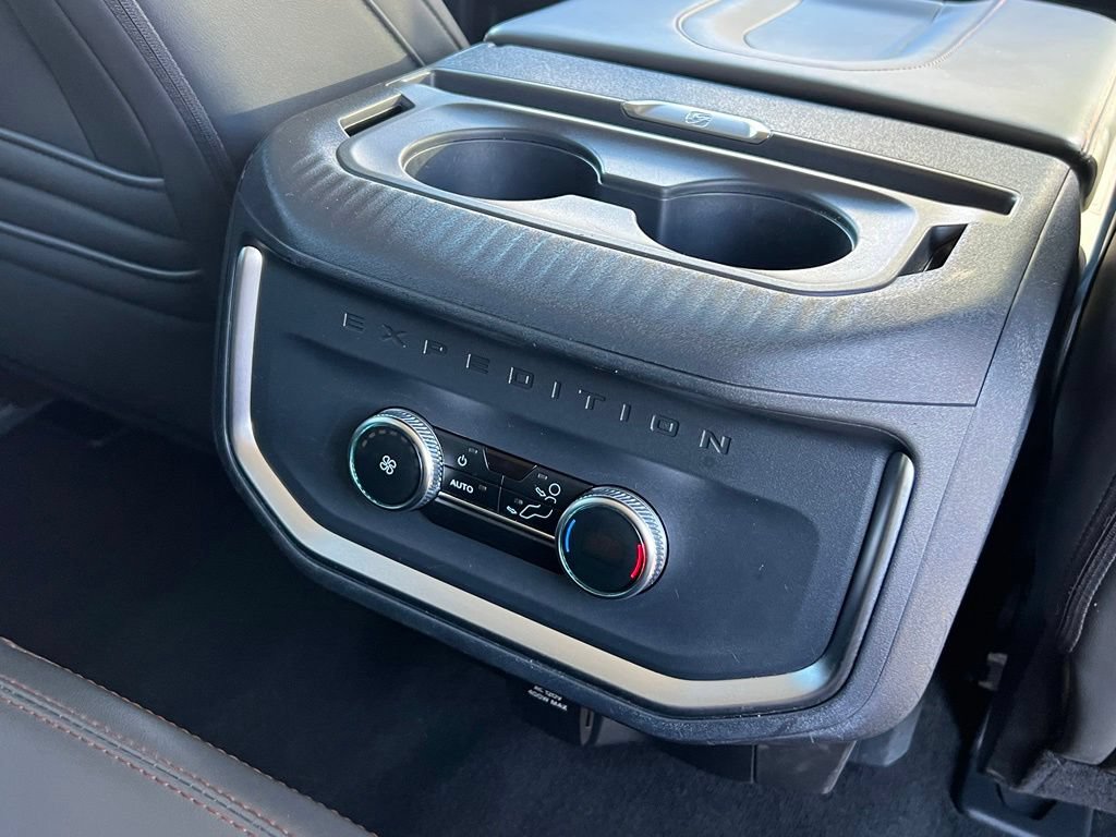 Certified 2025 Ford Expedition Active AWD/4WD image 20