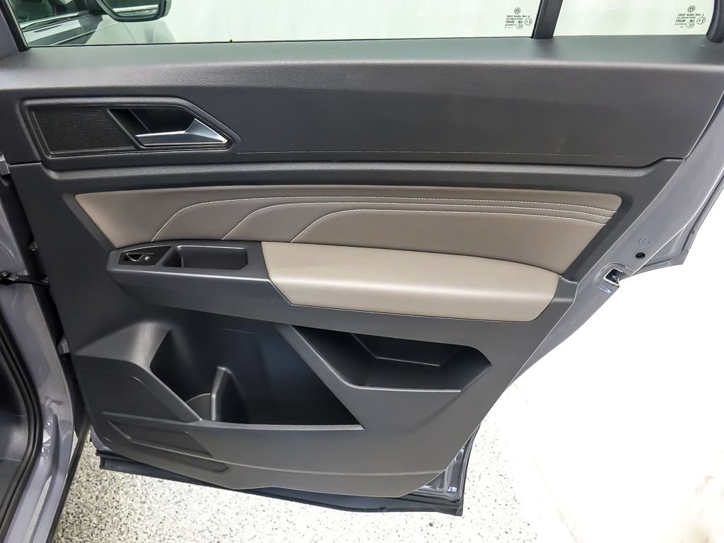 Used 2021 Volkswagen Atlas Cross Sport SE AWD/4WD image 22