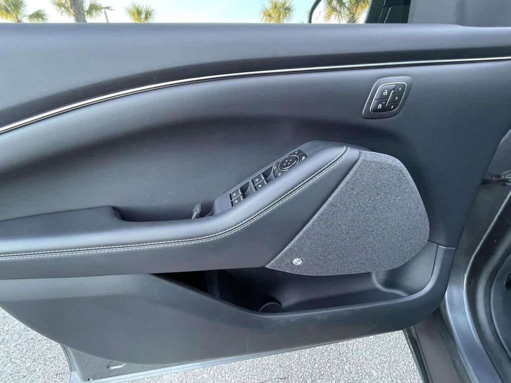 Certified 2023 Ford Mustang Mach-E Premium image 15