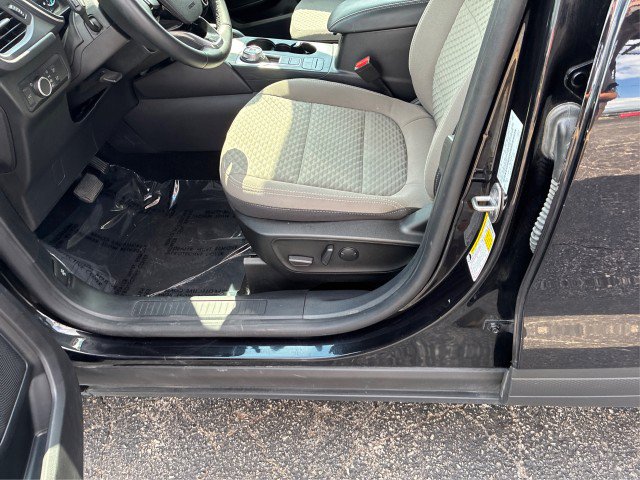 Certified 2022 Ford Escape SE w/ SE Sport Appearance Package FWD image 17