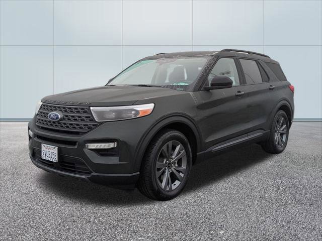 Certified 2022 Ford Explorer XLT w/ Equipment Group 202A image 7