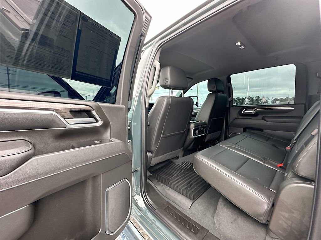 Used 2025 Chevrolet Silverado 2500 LTZ w/ Trail Boss Package image 17