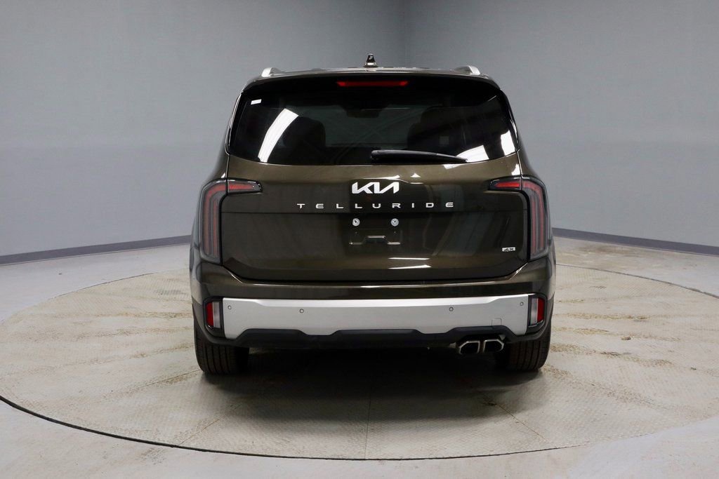 Used 2023 Kia Telluride SX image 4