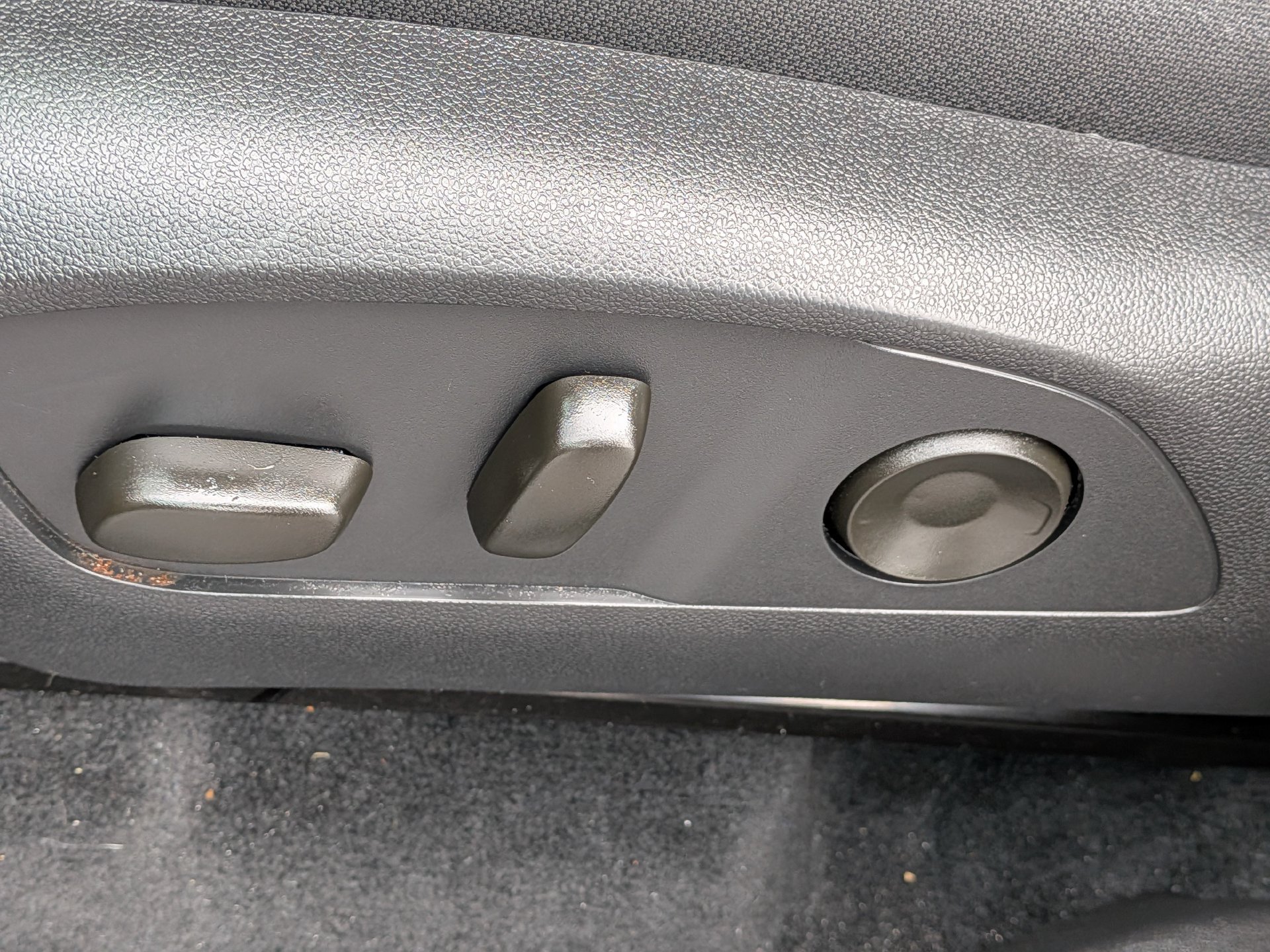 Used 2026 Chevrolet Traverse LT w/ Driver Confidence Package FWD image 23