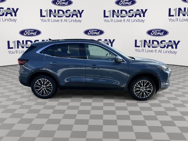 Certified 2025 Ford Escape SE w/ PHEV Premium Package image 7